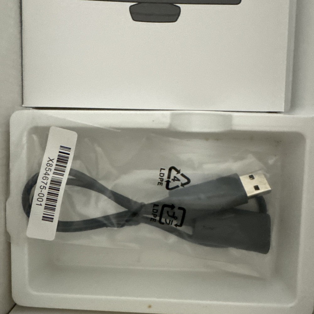 Microsoft Xbox 360 Kinect Sensor -includes KINECT ADVENTURES