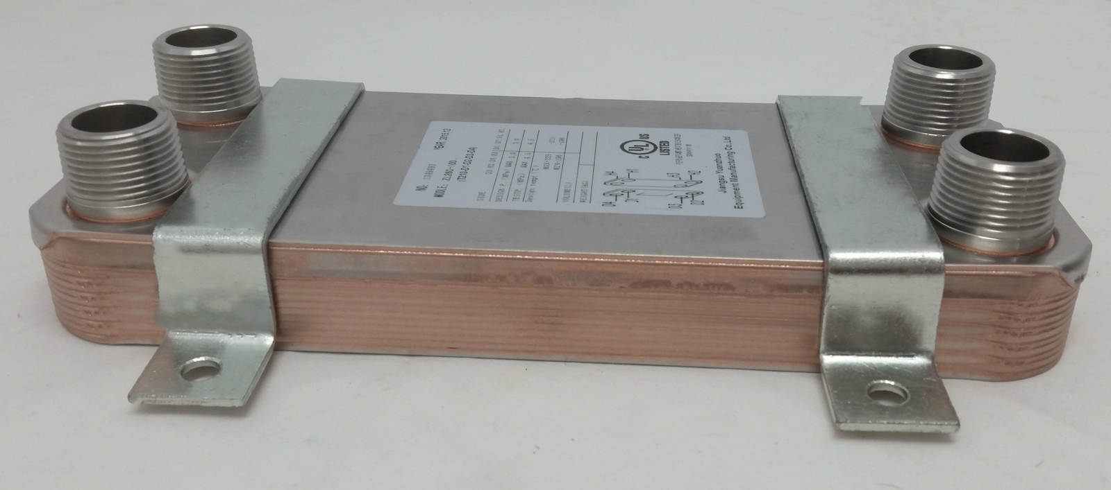 10 Plate Water to Water Brazed Plate Heat Exchanger 1" MPT Ports w/ Brackets