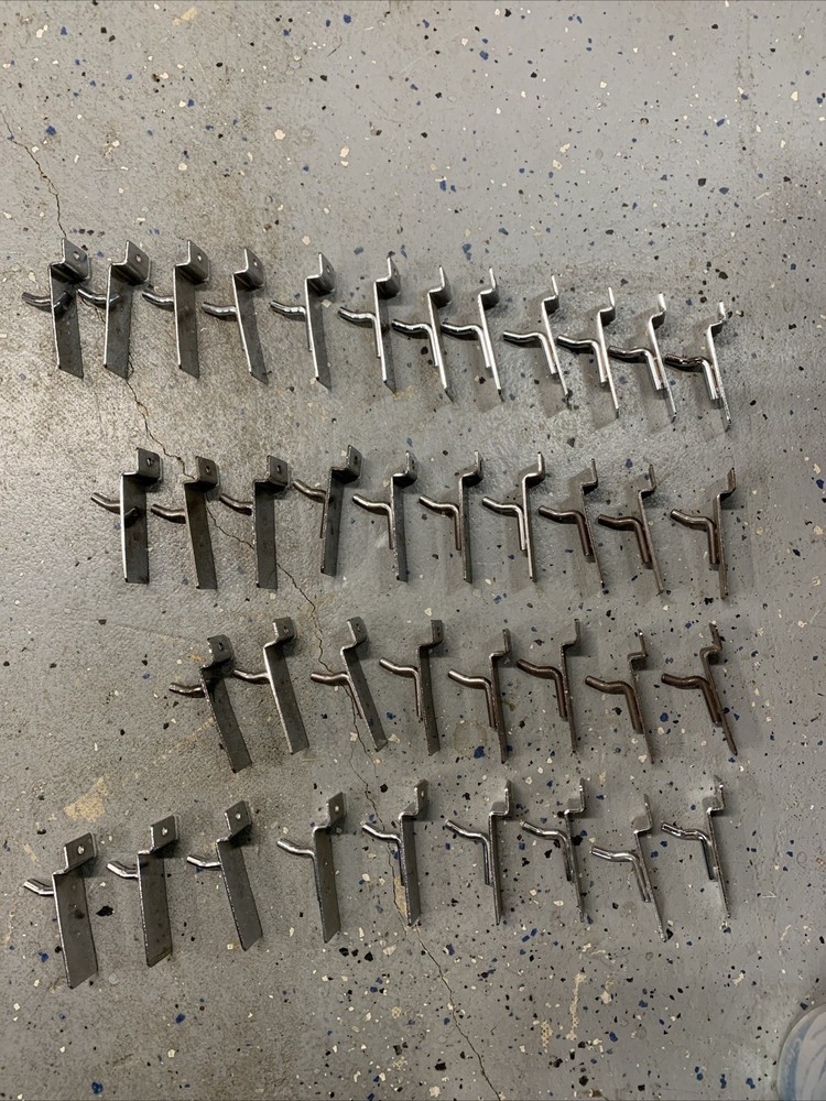 Slatwall Hook Bundle - 39 Pcs chrome / Brown slat hooks 1”