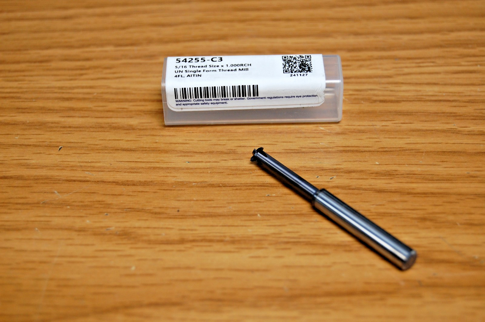 THREAD MILL CUTTER .2400" THREAD SIZE 5/16" 4 FLUTE CARBIDE C3 HARVEY# 54255-C3