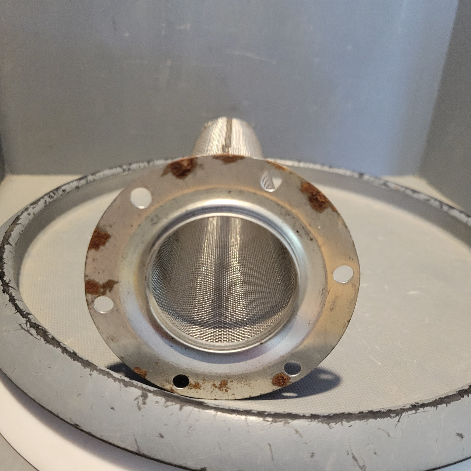 Hydraulic Reservoir Strainer, 8"