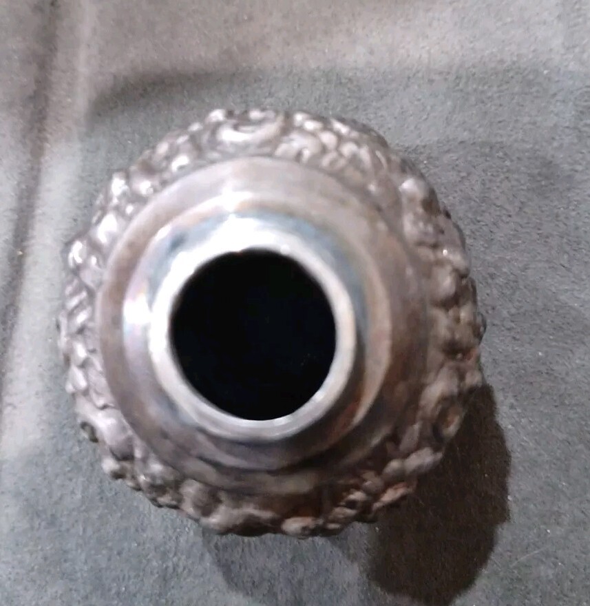 Vintage Silver Plated Salt or Pepper Shaker Weidlich Brothers W.B. MFG CO C-102