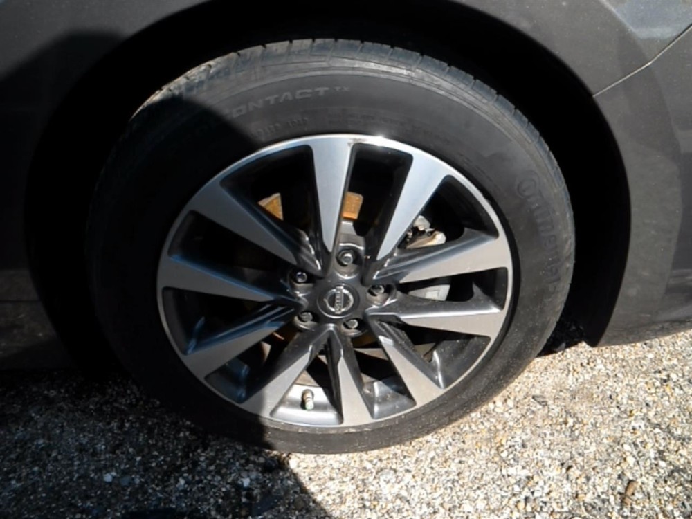 ALTIMA 2017 Fuse Box Cabin 104928359