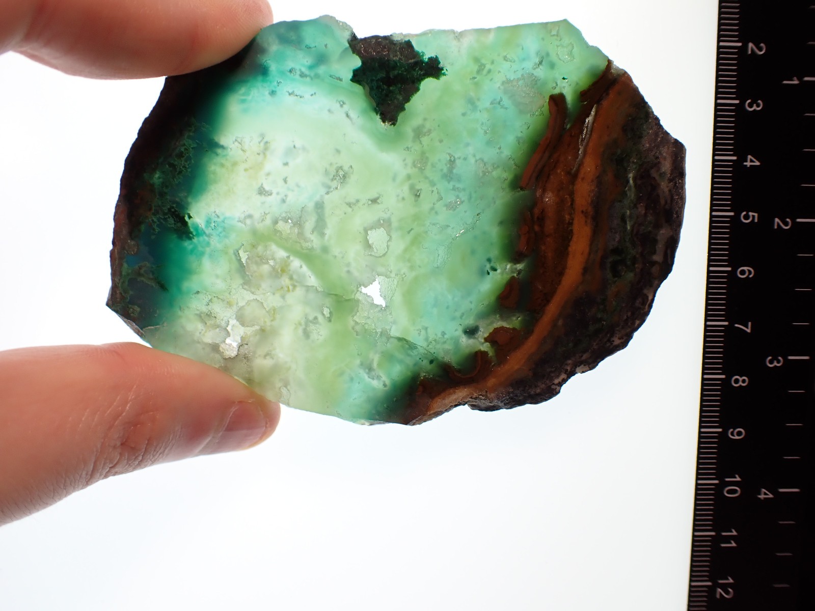 Luscious GEM SILICA slab 67.8g Colorful and Bright 7x5cm