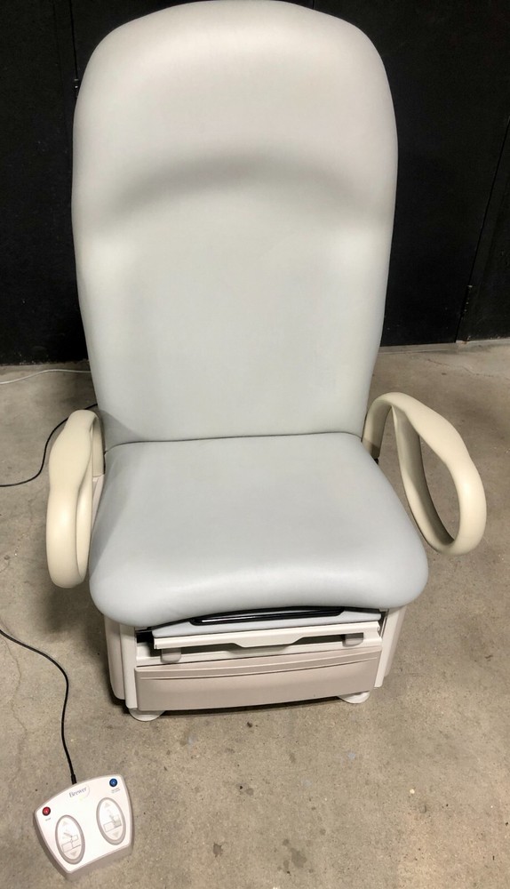 Brewer 6501 Access High-Low Exam Table