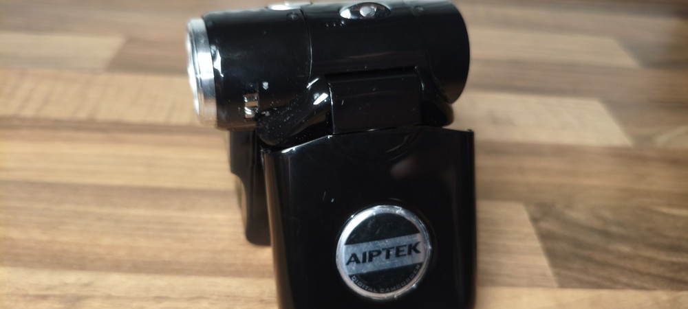 Aiptek DZO-V5OS 5.0MP Compact Digital Video Camera Camcoroder Black Tested