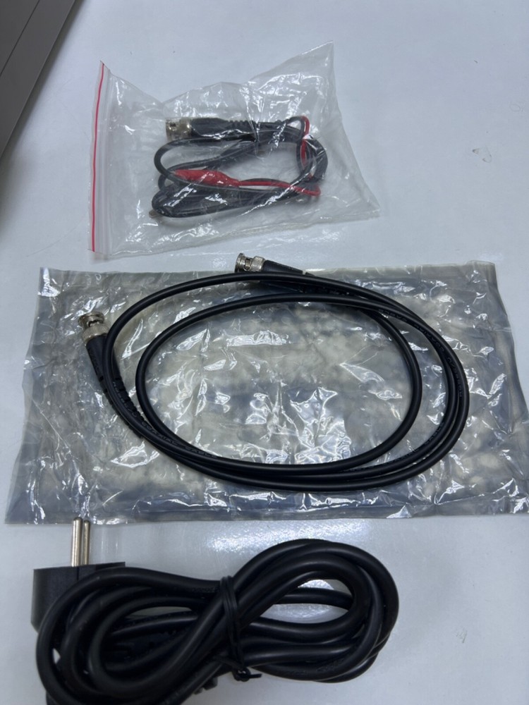 B&K Precision 2630 Spectrum Analyzer with Tracking Generator