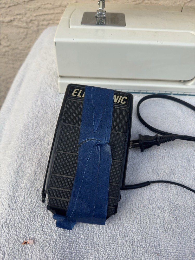 EUC Bernette 740E For Bernina Works!