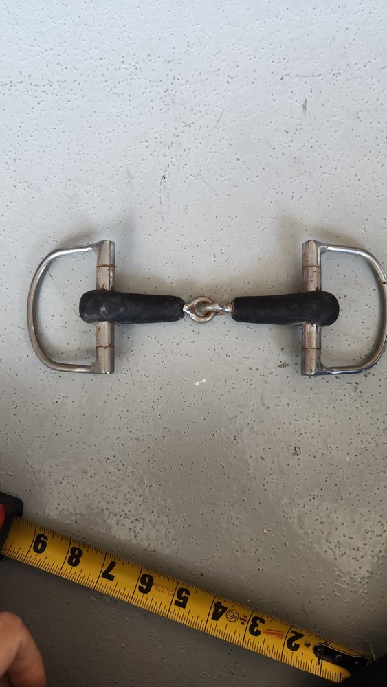 D Ring Hard Rubber Snaffle Bit Unbranded