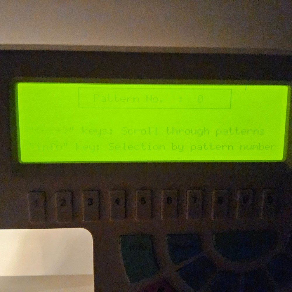 PFAFF Creative 7570 Sewing Embroidery Machine