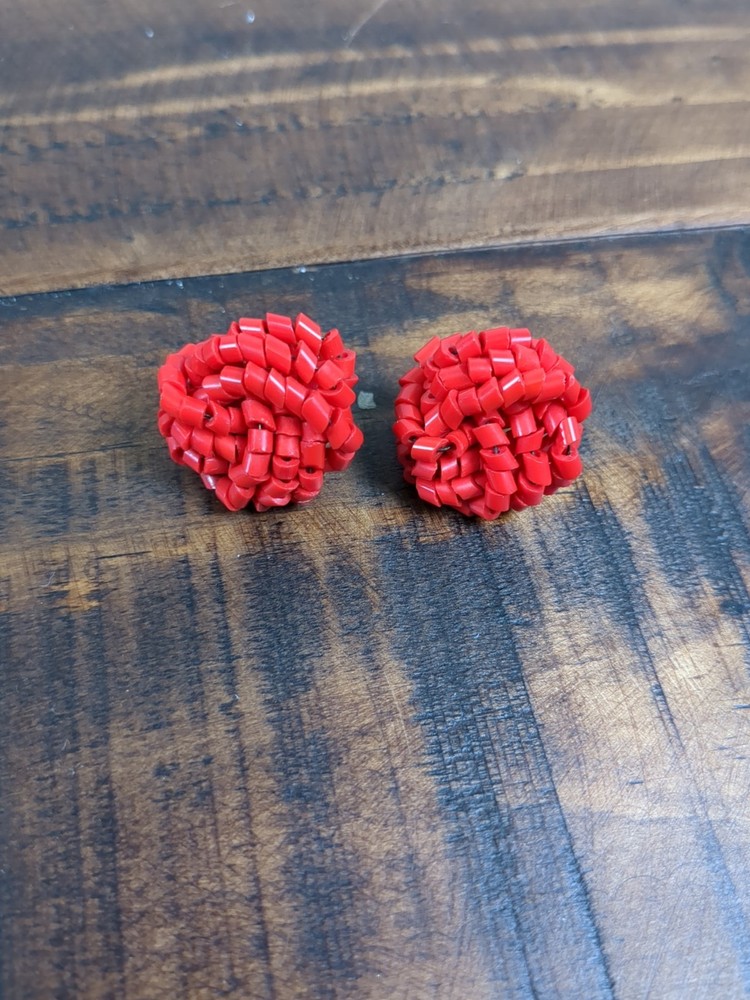 Red Beaded Multi Strand Necklace w Matching Earrings