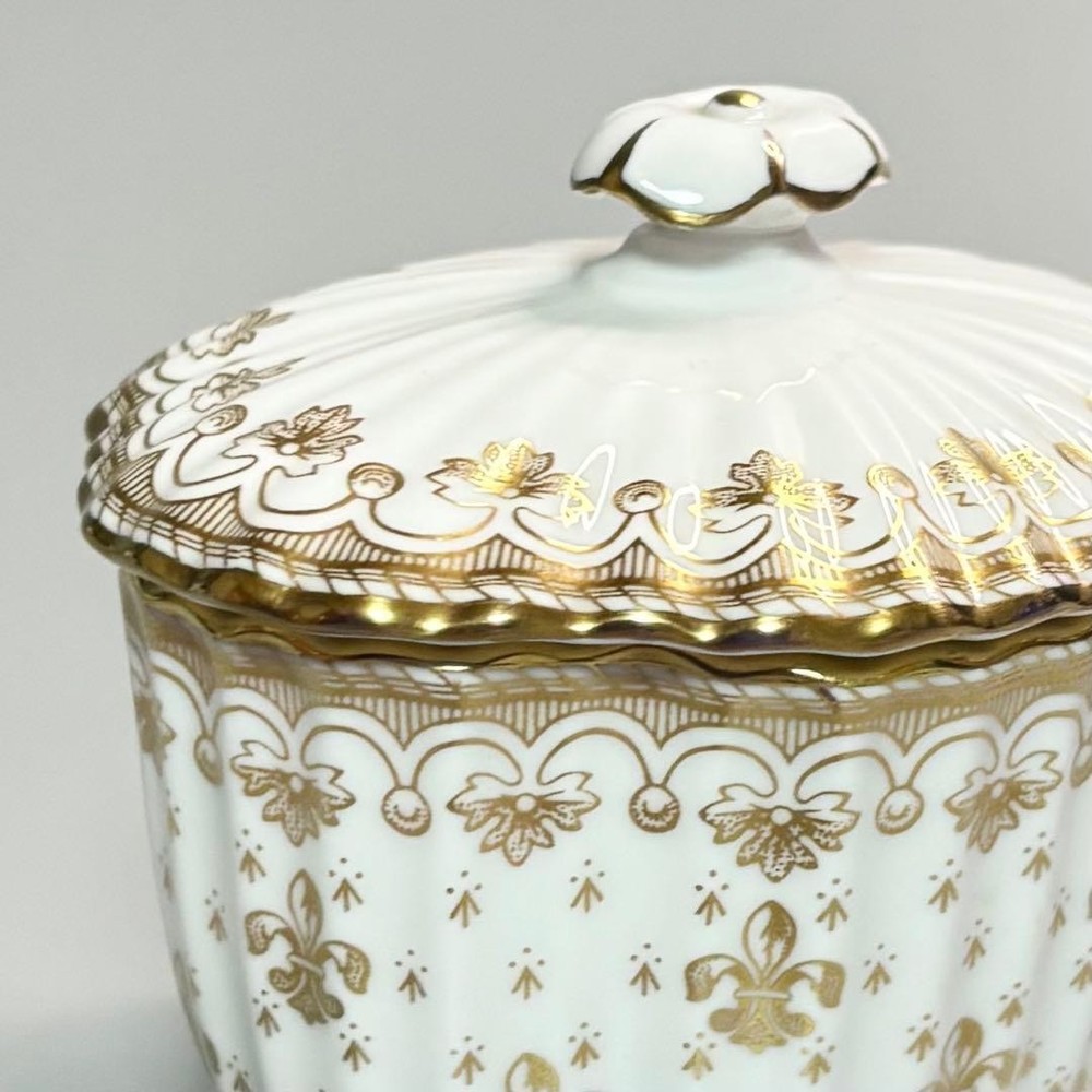 Spode Fleur de Lys Gold Sugar Pot