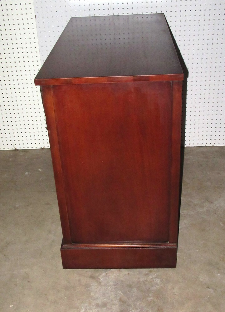 Mahogany Server