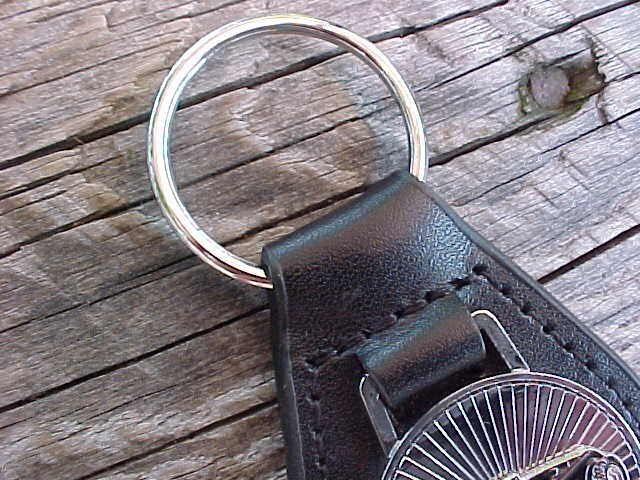 1932 FORD ROADSTER HOT ROD CHROME LEATHER KEY FOB NOS Hi-QUALITY KEY HOLDER