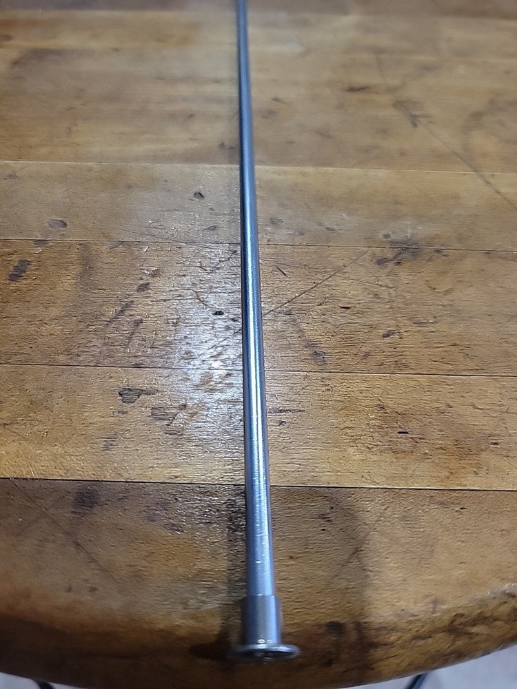 Boye Knitting Needle Size 7