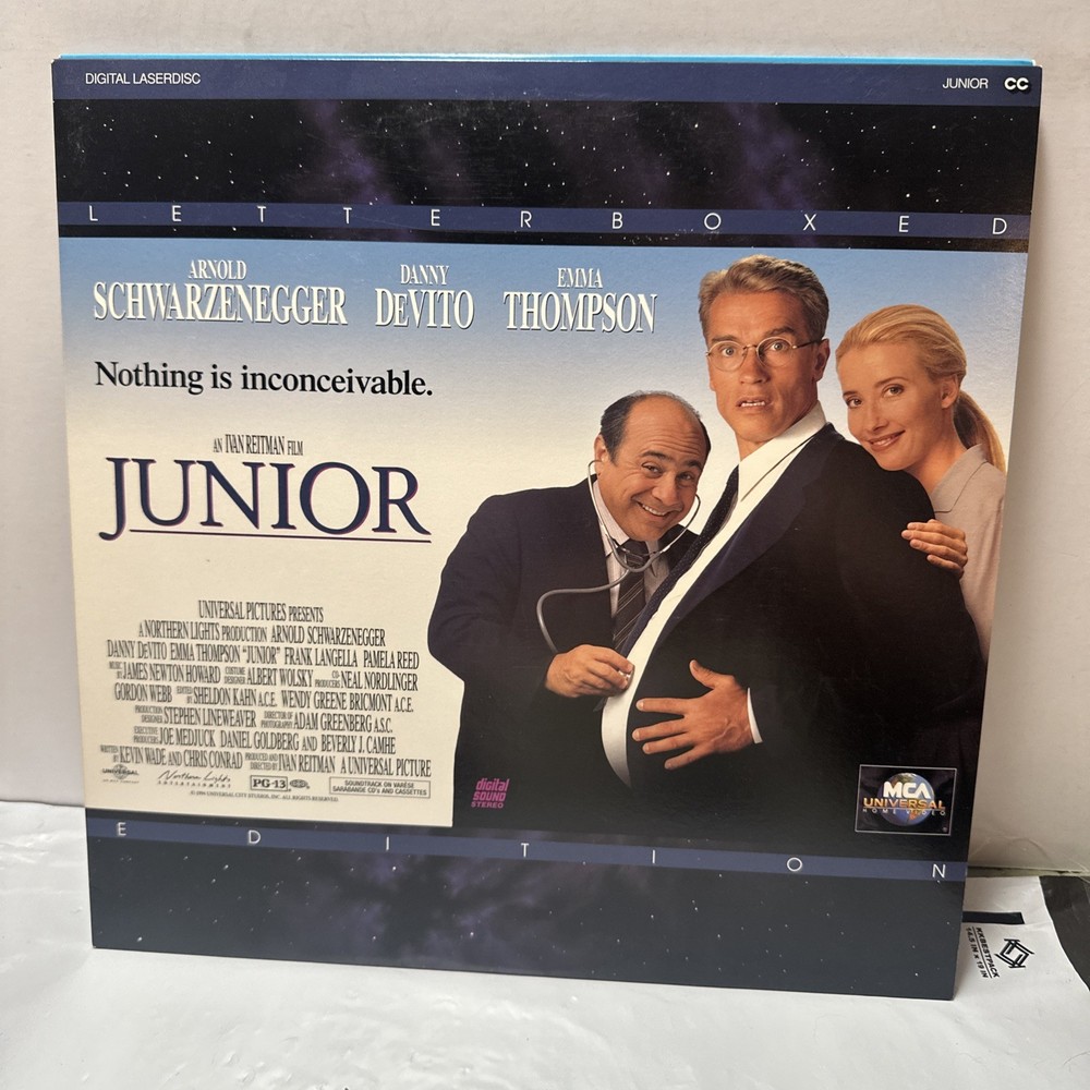 Junior starring Arnold Schwarzenegger & Danny Devito (1994) Laserdisc -