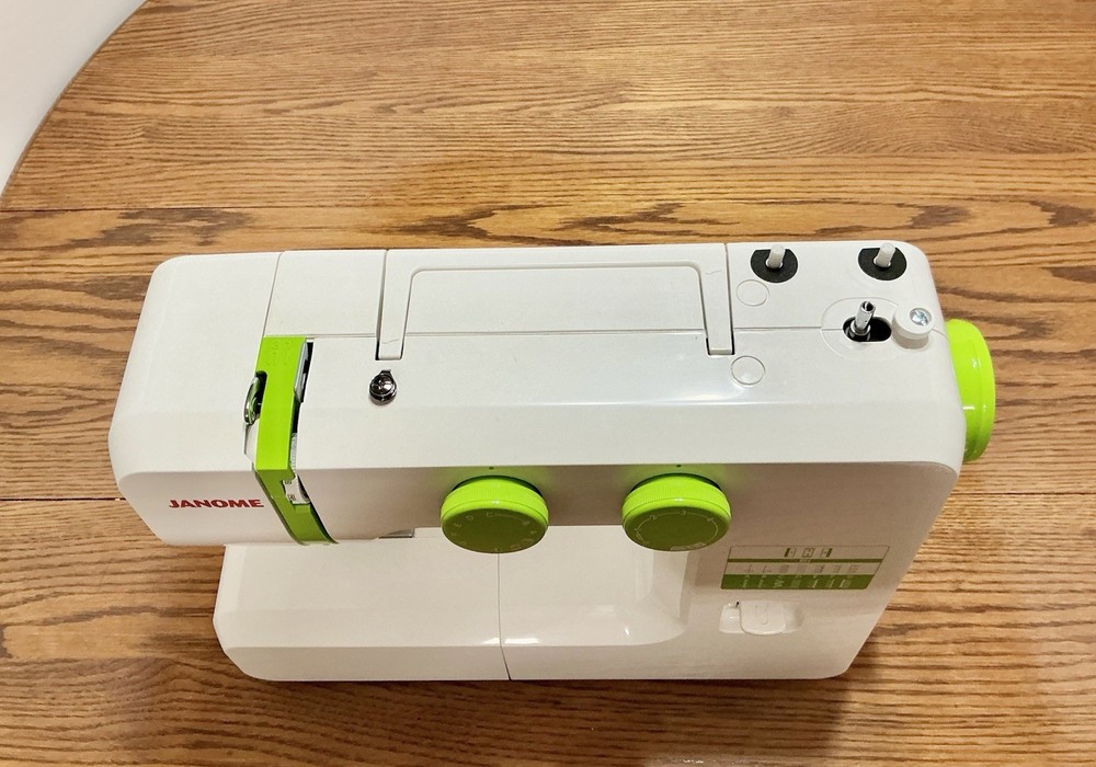 Janome Sew Fresh Sewing Machine Model 311LE