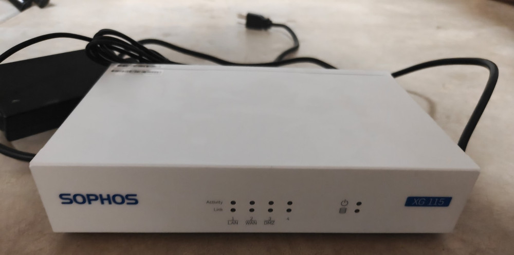 Sophos XG 115 Rev. 2 Network Security Firewall