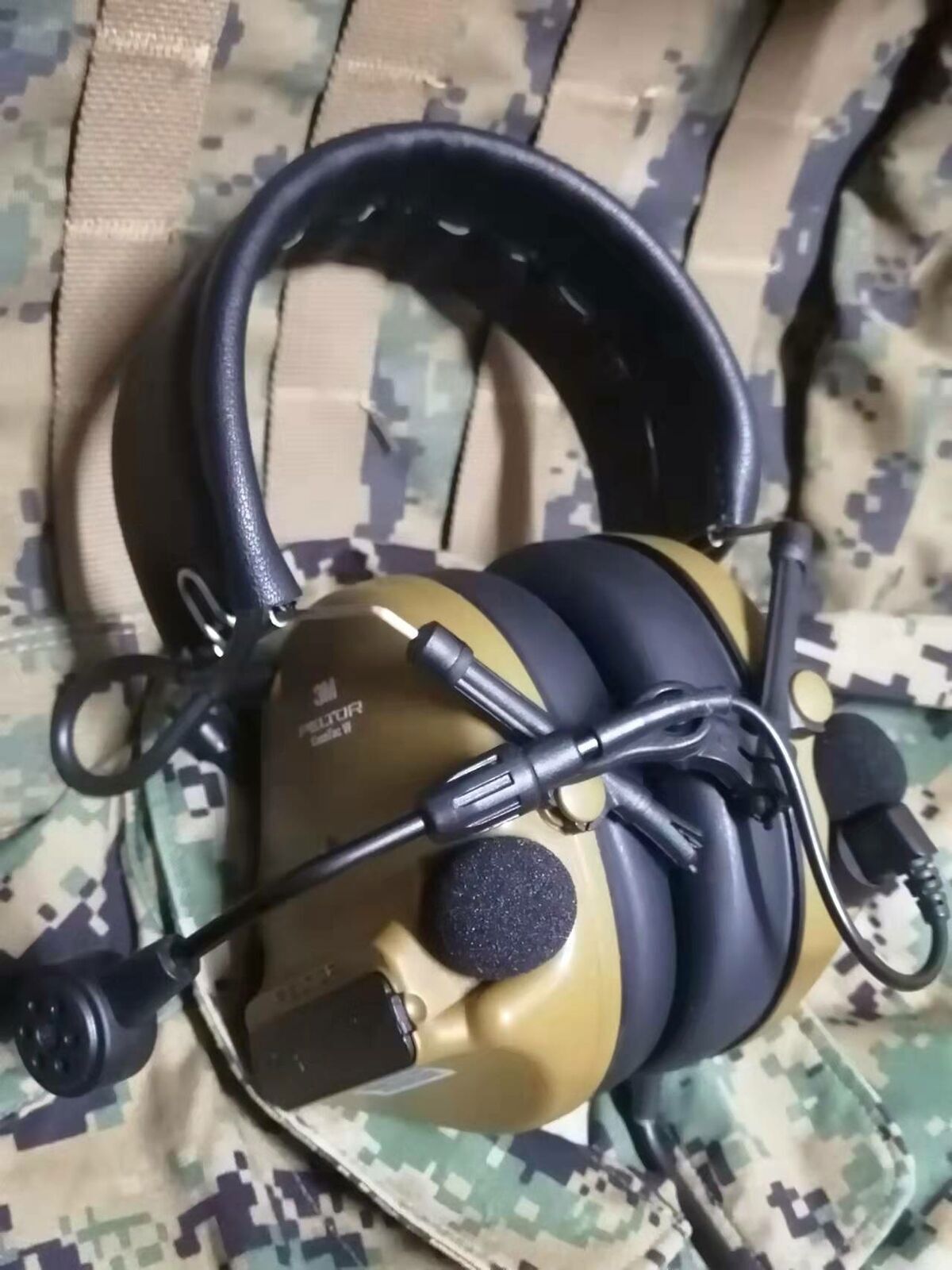 Tactical Comtac VI C6 Headset Dual Communication Noise Adaptive Noise Canceling