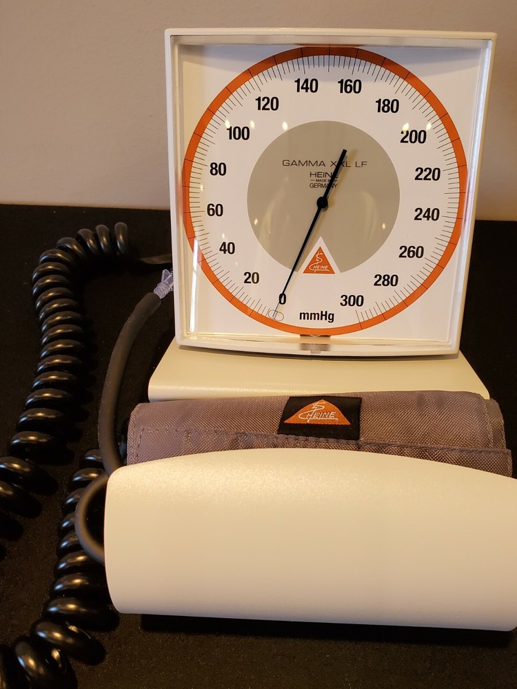Wall Mount Sphygmomanometer - M-000.09.323