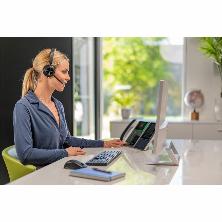 Poly Voyager 4320 USB-C Headset + BT700 Dongle