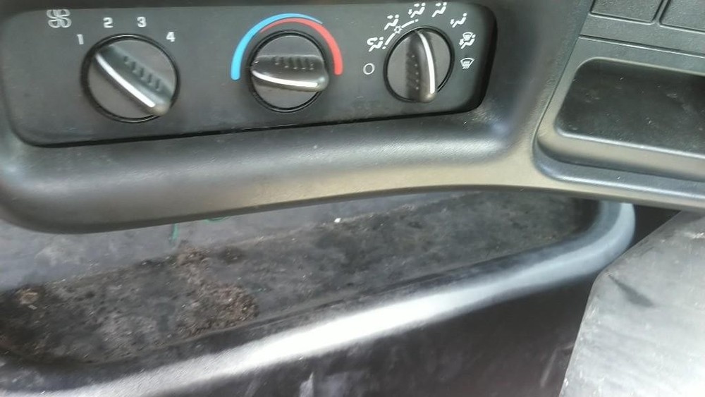 Replaces 2003 GMC C7500 TEMPERATURE CONTROL ,  OH