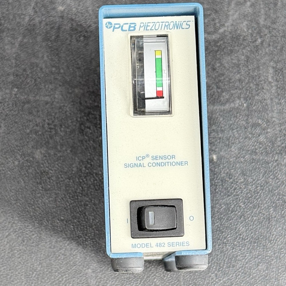 PCB Piezotronics Model 482 ICP Sensor / Signal Conditioner