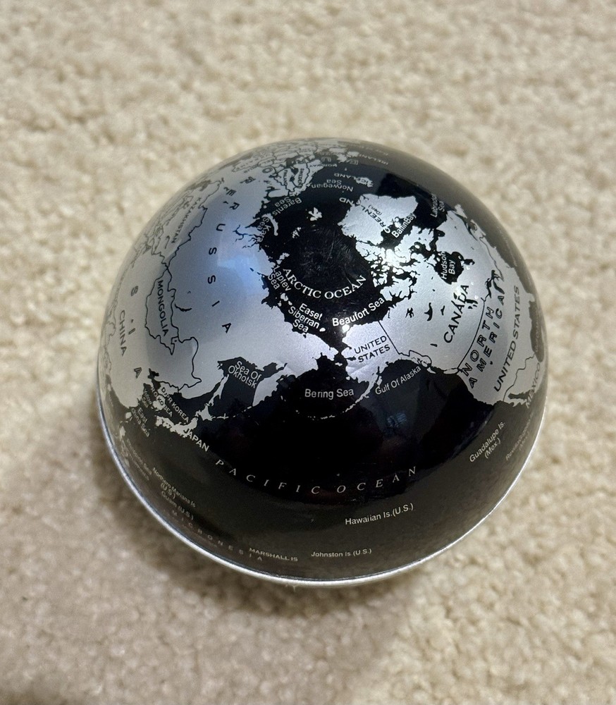 Loose Black Globe (Hard Plastic)