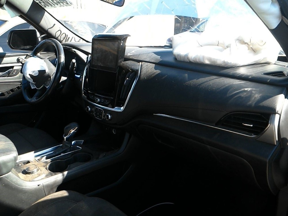 Driver Left Front Spindle/Knuckle Fits 17-24 XT5 104947831