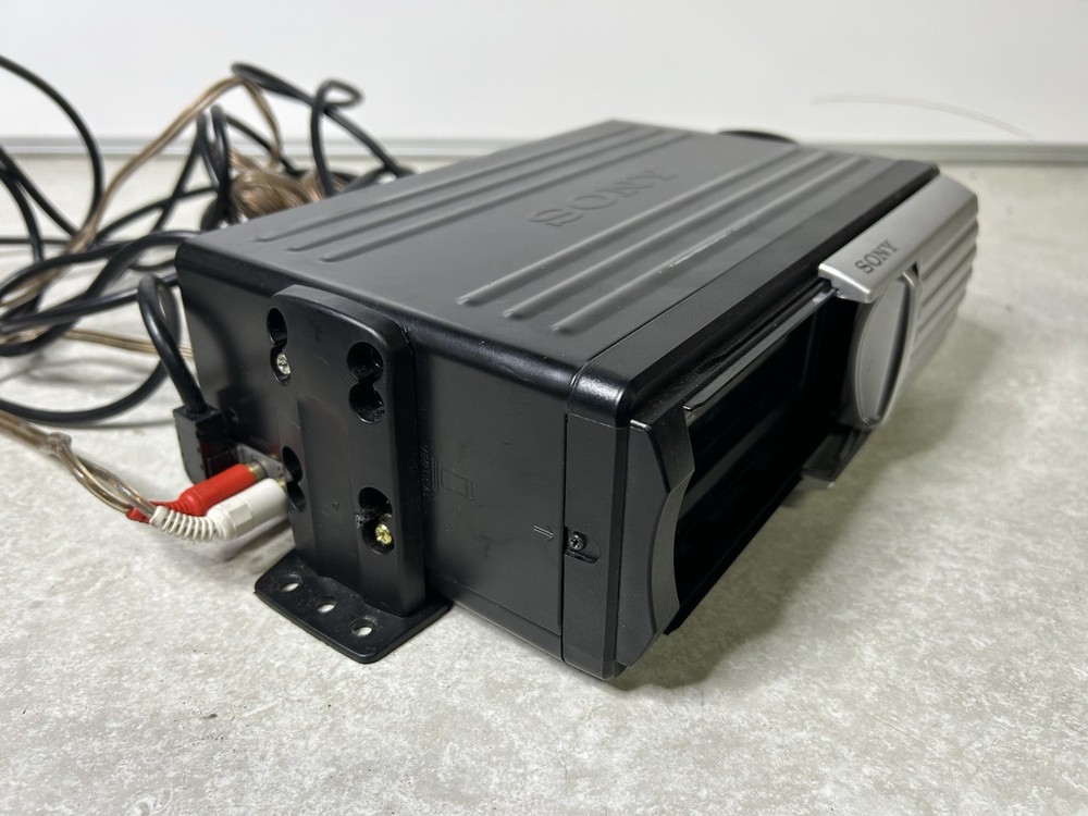 Sony CDX-656 Compact 10-Disc CD Changer For Car Black Untested