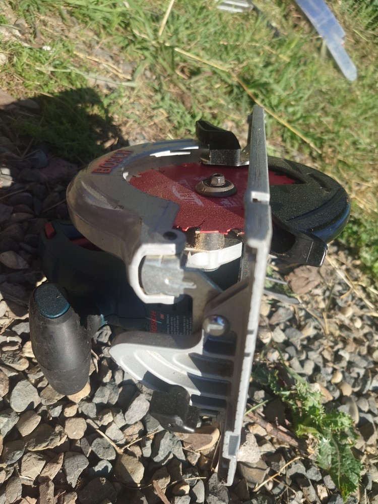 bosch ccs180 Circular Saw