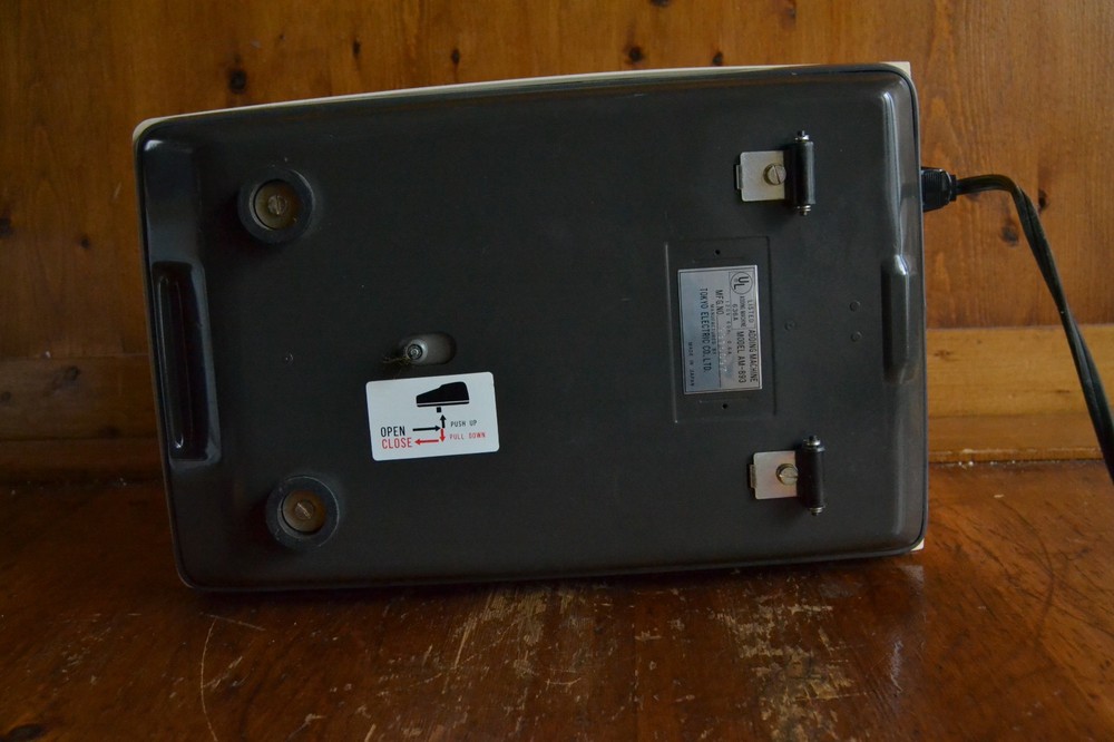 Vintage Tokyo Hallmark Model AM-893 Adding Machine Calculator