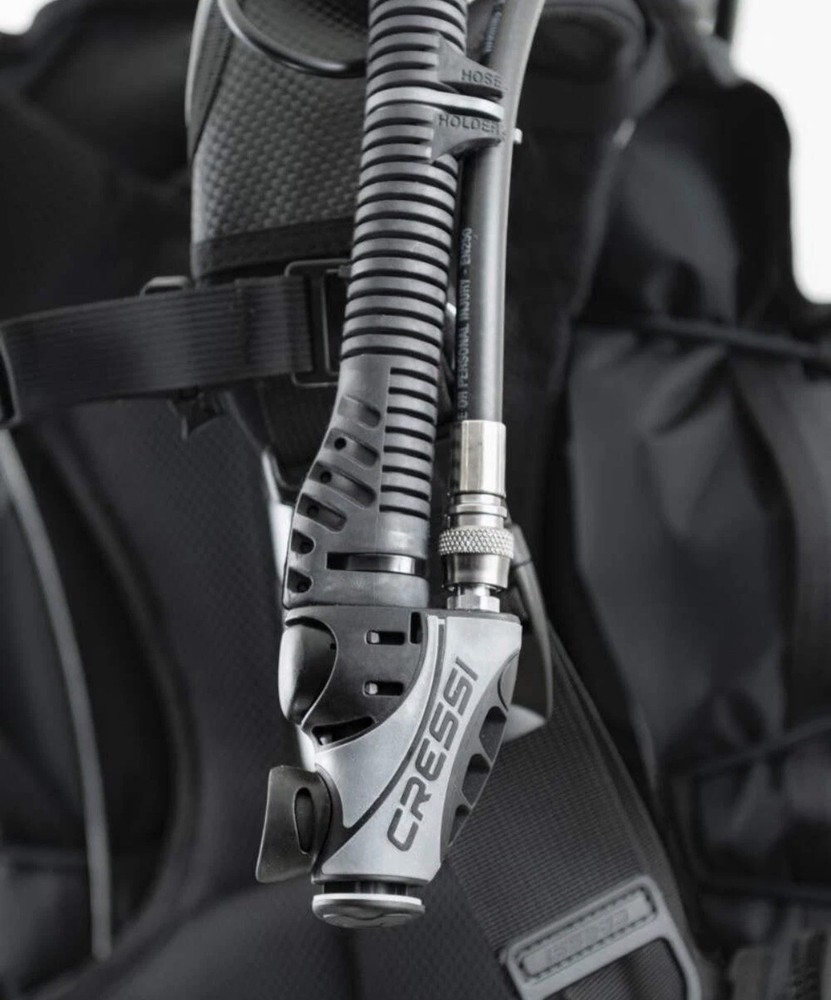 Cressi Commander Evolution BCD Small (new without tags)