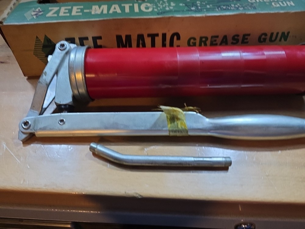 Zee-matic Grease Gun