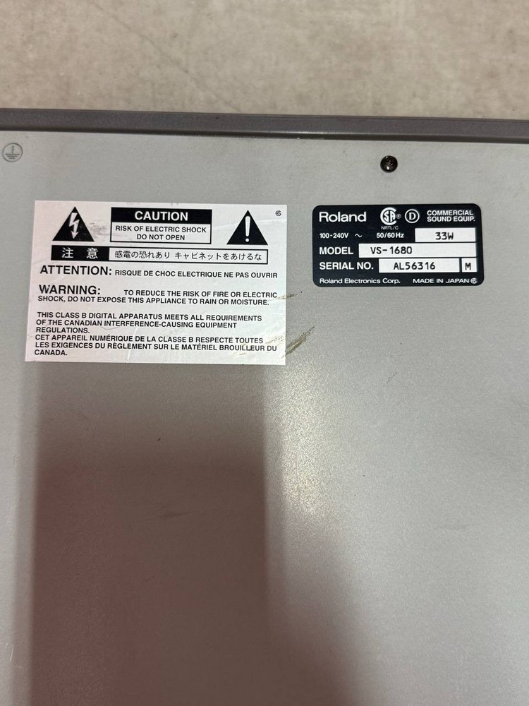 Roland VS-1680 Digital Studio Workstation Recorder Fully Tested + Case