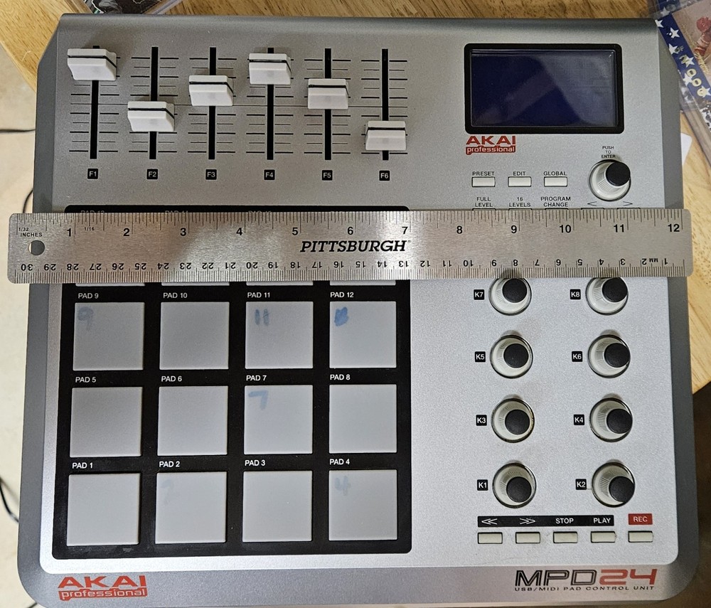 Akai Pro MPD24 USB MIDI Controller with Display - 16 Velocity Sensitive Pads