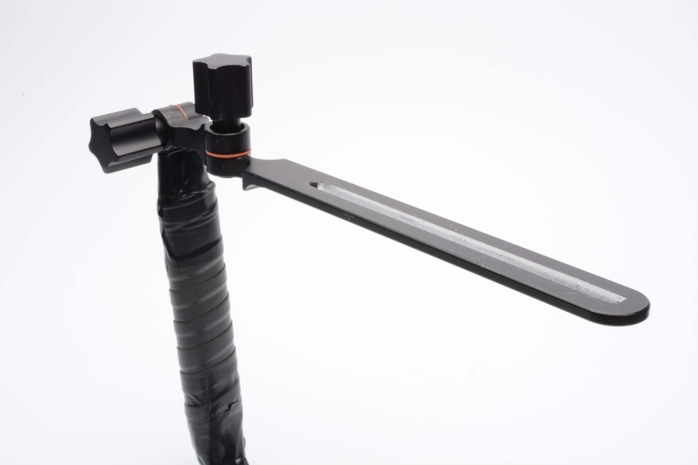 Kirk Enterprises Macro Flash Bracket FB-6 (Arca Style quick release)