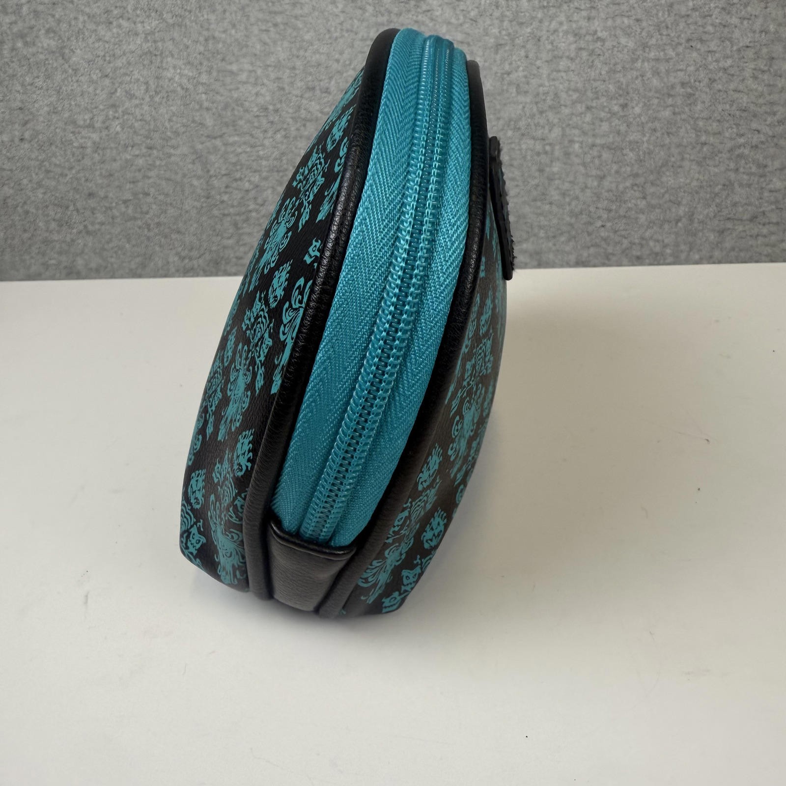 Disney X Loungefly Haunted Mansion Teal and Black Cosmetic Bag Rare