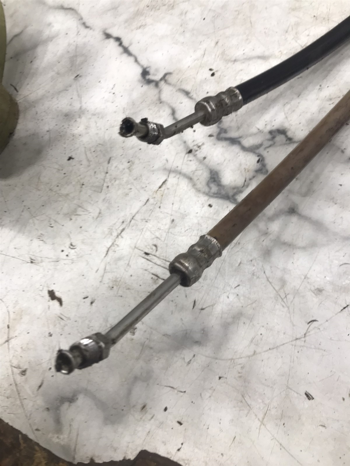 Mercury MerCruiser Alpha Bravo trim tilt lift hydraulic cylinders power trim XD