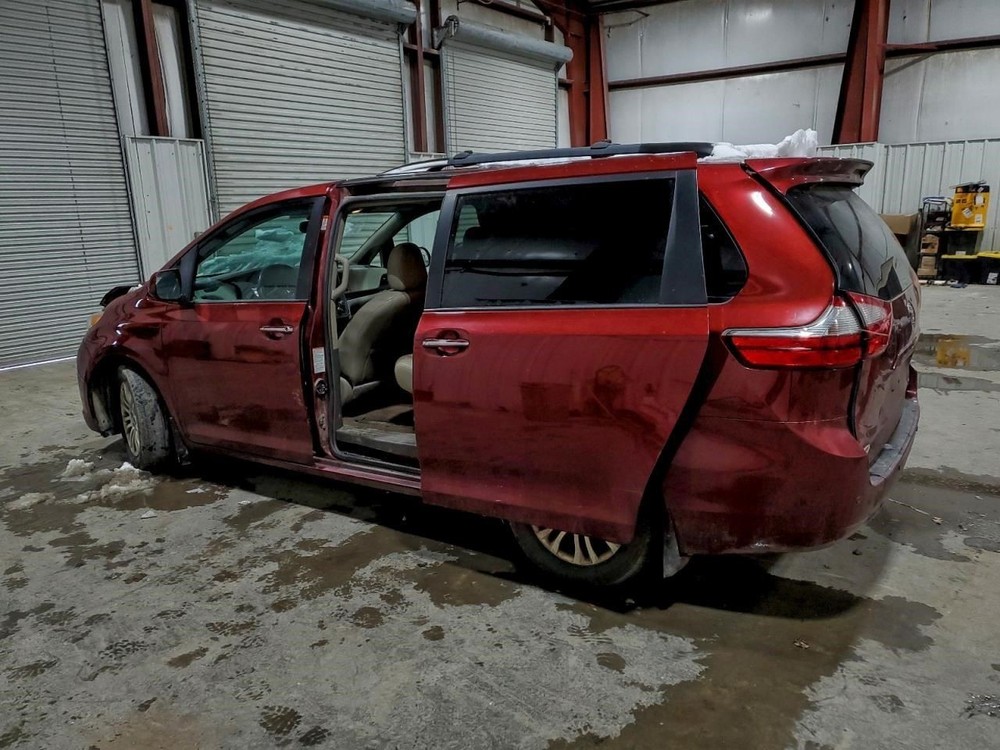 Engine ECM Electronic Control Module 3.5L 2GRFE Engine Fits 15-16 SIENNA 2084561