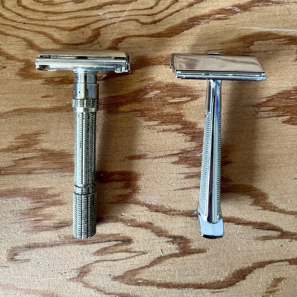 2 Vintage Razors