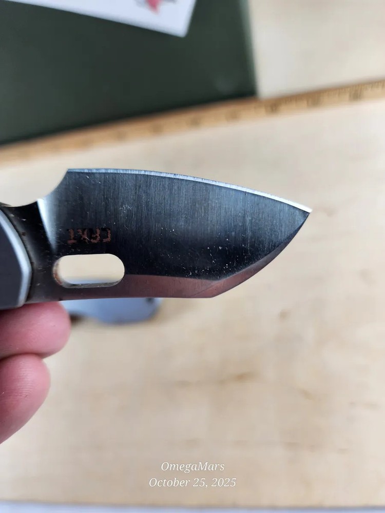 CRKT Pilar Frame lock 5311 Light usage. x1(ONE) per order.