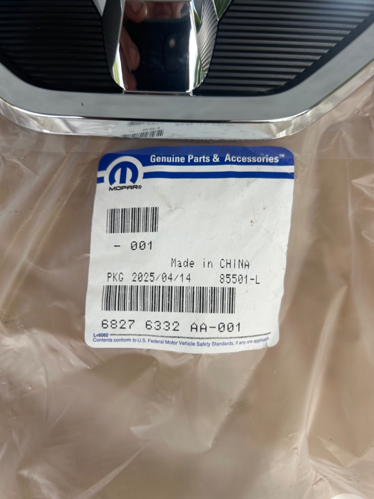 NEW OEM 2019 - 2025 Ram 1500 2500 3500 Tailgate Emblem / Medallion - 68276332AA