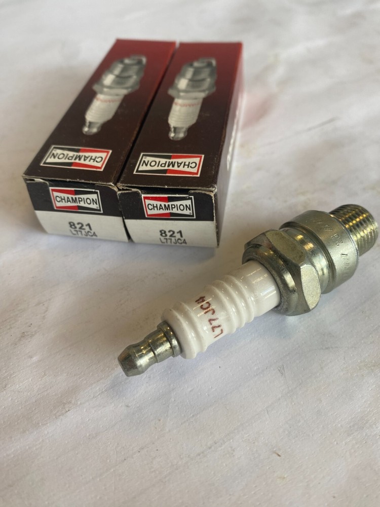 Champion Copper Plus Spark Plug 821 L77JC4
