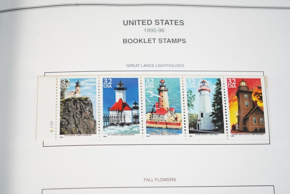 US 1990s-2000s COLLECTION OF 450+ STAMPS MINT & UESD STORED IN HARRIS ALBUM