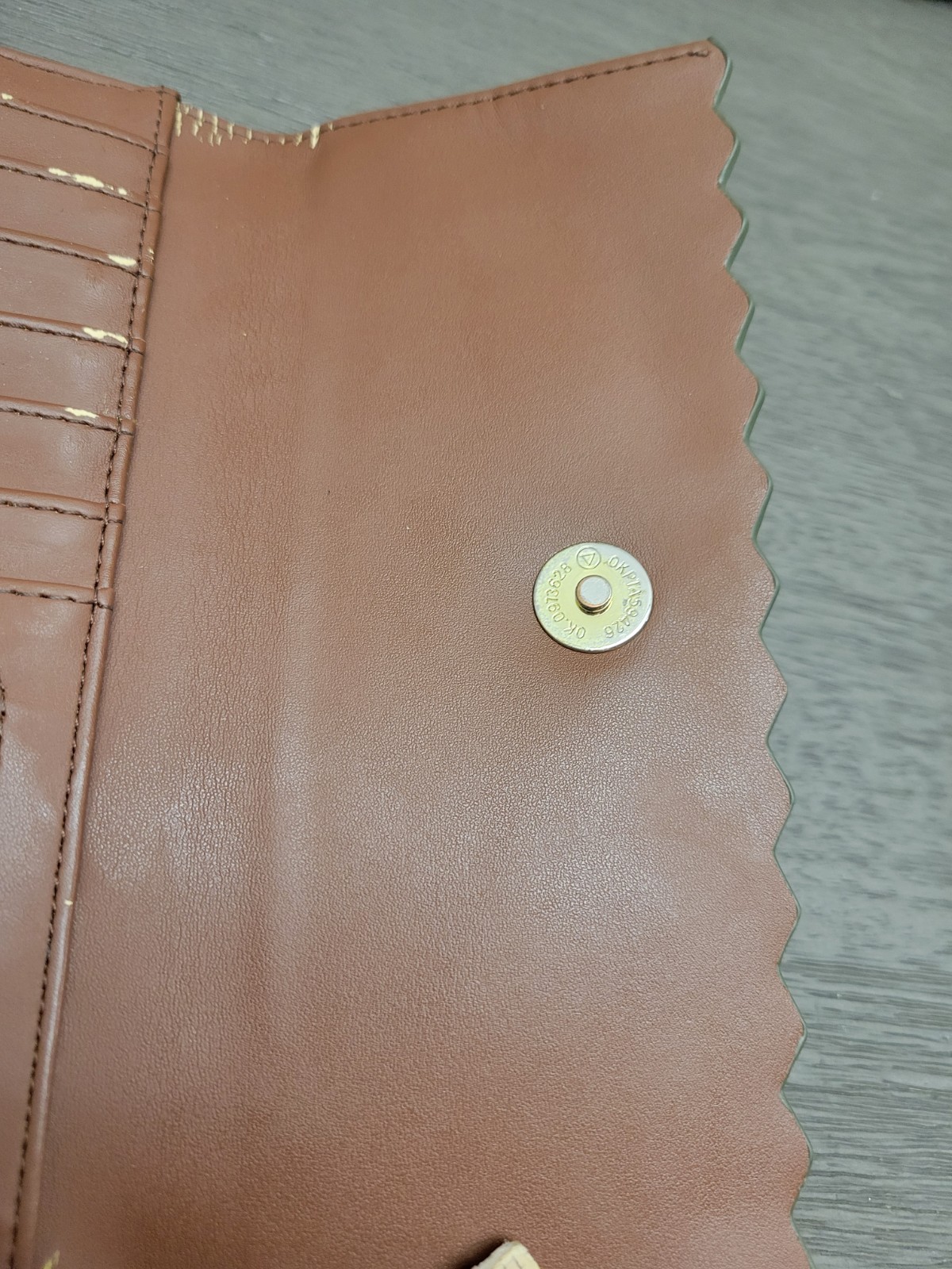 Loungefly Disney Lion King Hakuna Matata Wallet Brown Faux Leather Zip