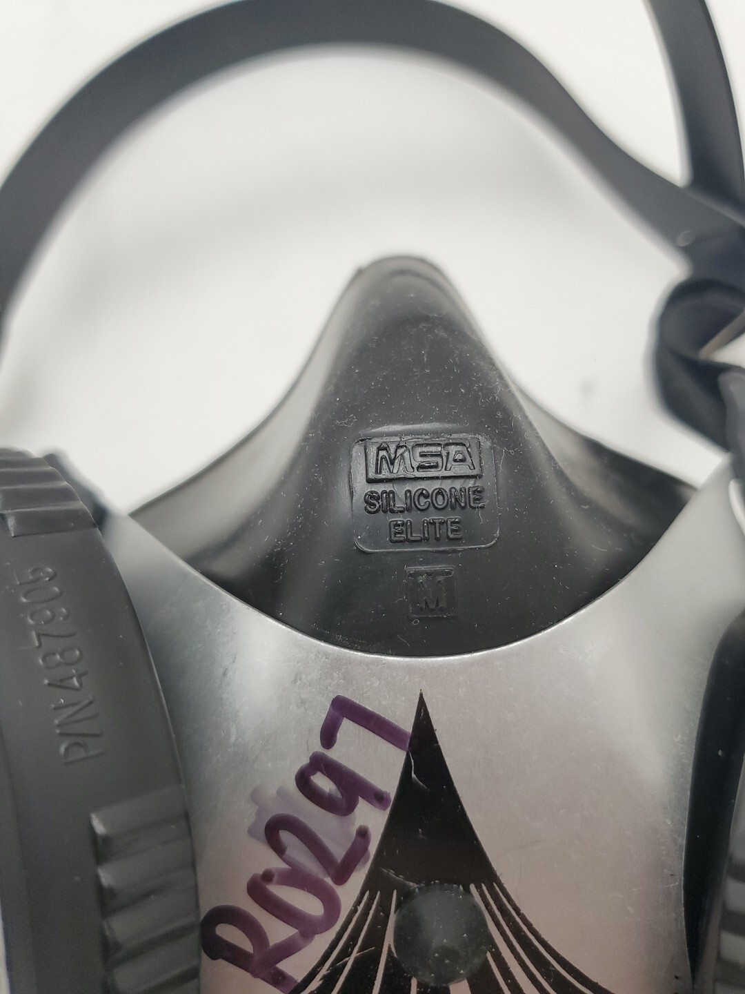 MSA 487905 COMFO ELITE HALF MASK RESPIRATOR ~ Size Medium.