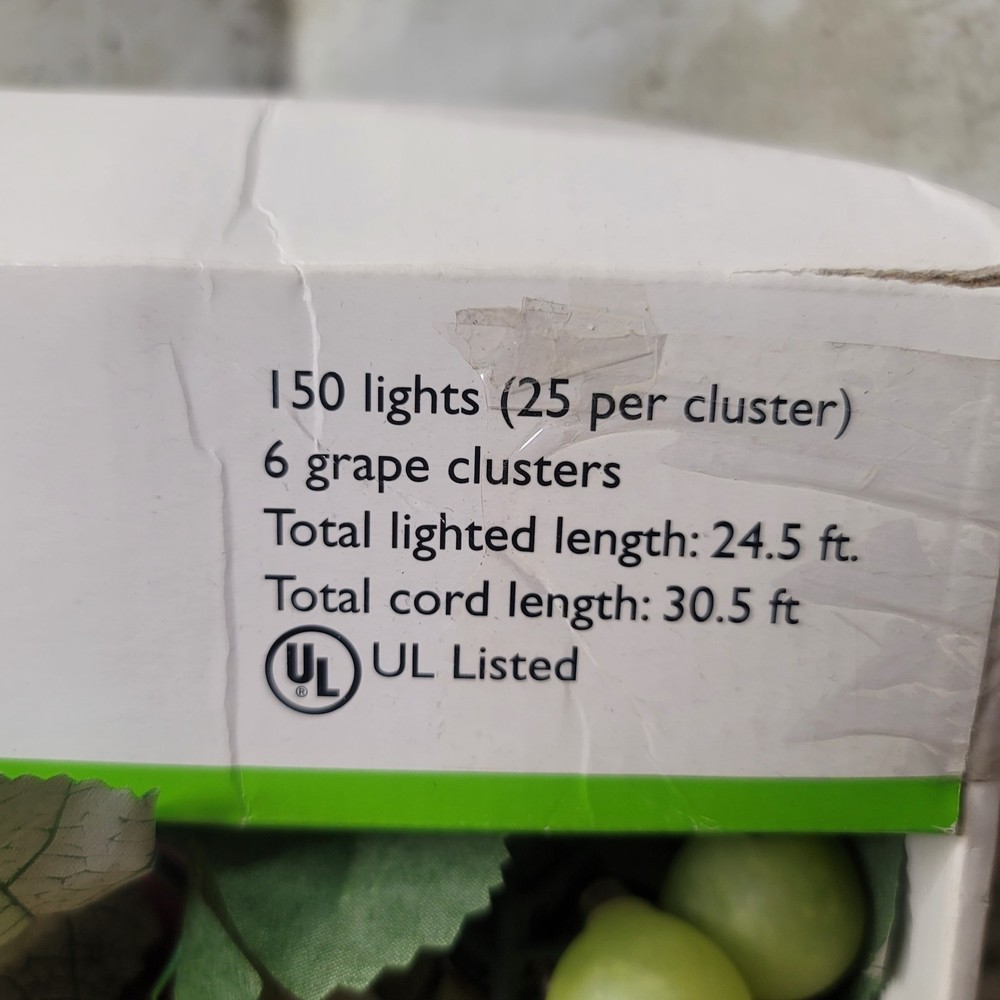 Vintage Grape Cluster String Light Set W 6 Grape Clusters 150 Lights Green & Red