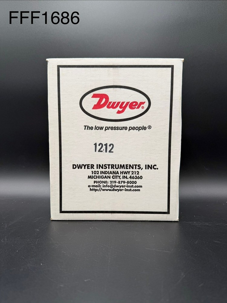 Dwyer Instruments Manometer, Model 1212 W/Hard Case, New In Box