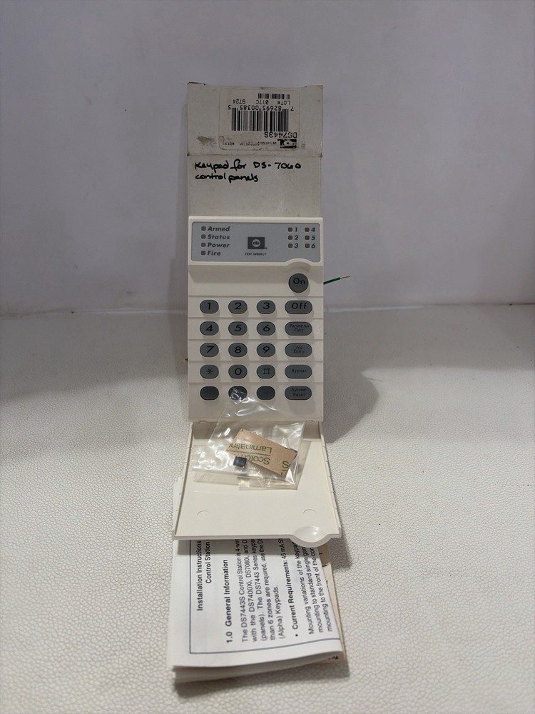 ADT DS7000 Security Keypad Control Panel Wired Alarm NOS
